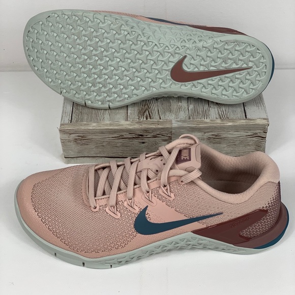 NWT Nike Metcon 4 Particle Beige - Picture 5 of 9